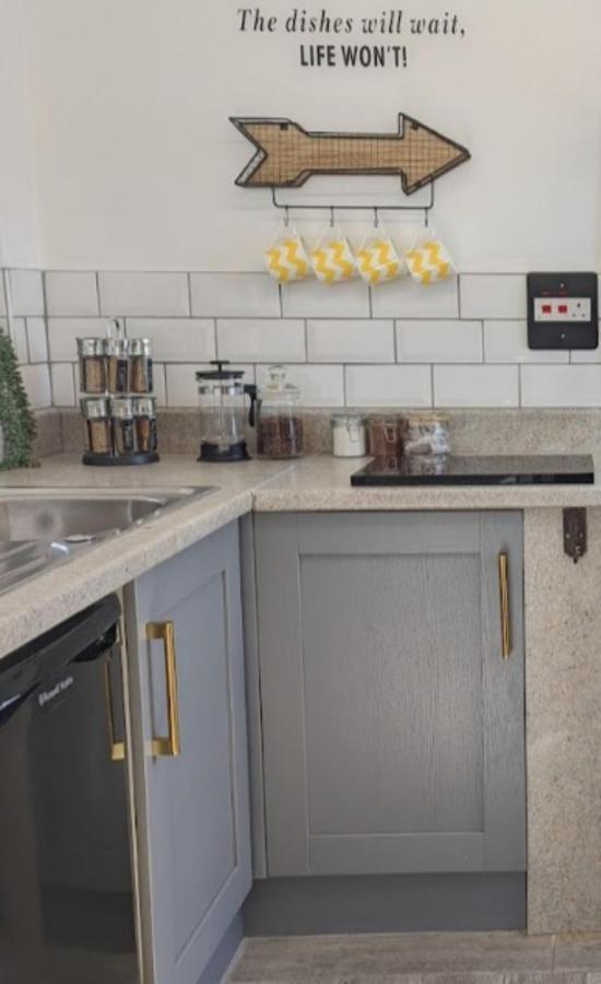Antrim Coast Apartments Кушендолл Экстерьер фото
